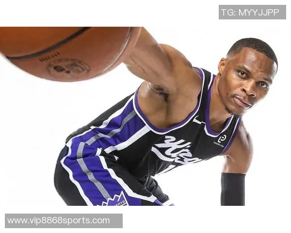 威少第三节表现惊艳科尔称其为年轻球员上了一堂生动的课 威少第三节表现惊艳科尔称其为年轻球员上了一堂生动的课